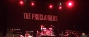 The Proclaimers in concert empty stage